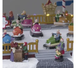 Cheap FEERIC LIGHTS AND CHRISTMAS Village De Noël Anime, Lumineux Et Musical Auto-Tamponneuses - Multicolore